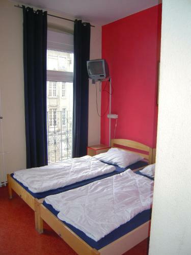 Happy Go Lucky Hotel + Hostel Sch�neberg