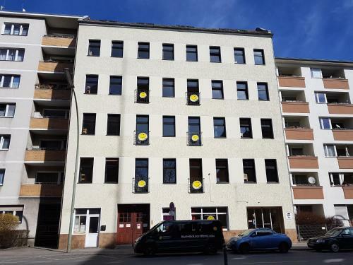 Happy Go Lucky Hotel + Hostel Sch�neberg