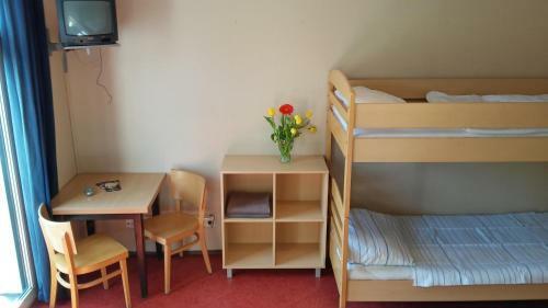 Happy Go Lucky Hotel + Hostel Sch�neberg