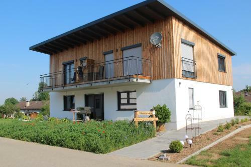 Apartamento Ferienwohnungen "blumenwiese"
