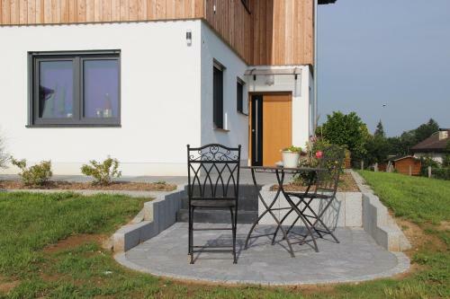 Apartamento Ferienwohnungen "blumenwiese"