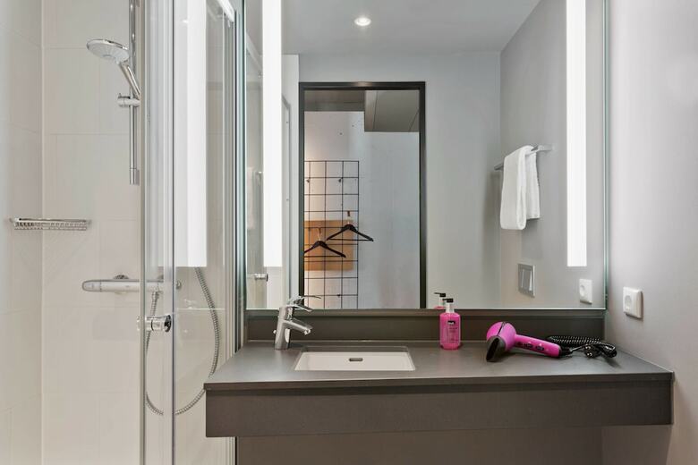 Hotel Moxy Frankfurt City Center