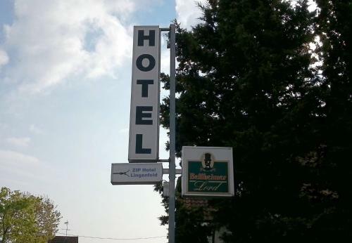 Zip Hotel