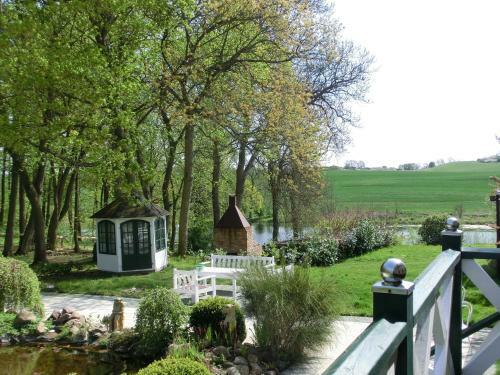 Hotel Dom�ne Neu Gaarz Apartments