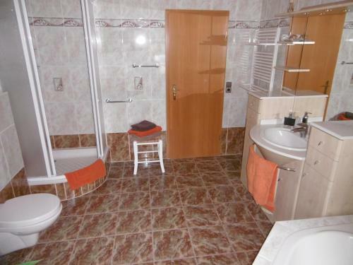 Apartamento Ferienwohnung Rennsteigblick