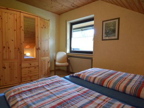 Cozy Apartment In Springiersbach With Balcony