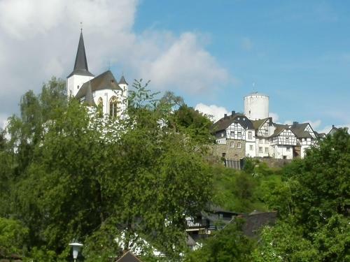 Spacious Chalet Near Forest In Sieberath