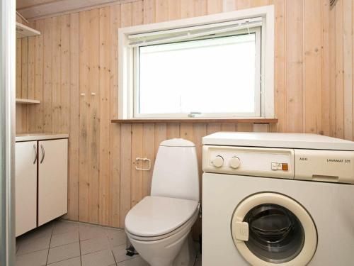 Three-bedroom Holiday Home In Haderslev