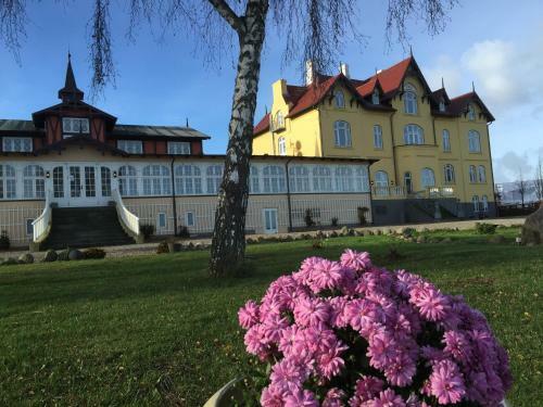Aar�sund Badehotel