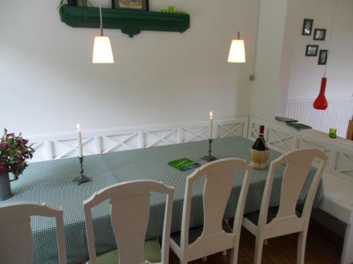 Bed & Breakfast Esters House