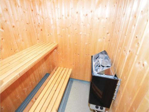 Three-bedroom Holiday Home In Farso
