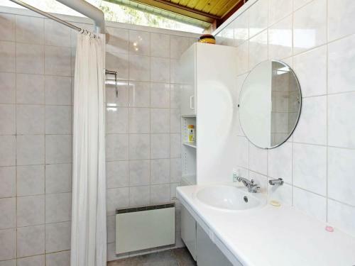 Holiday Home Mikkelstien