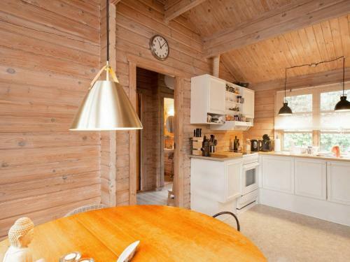Three-bedroom Holiday Home In Grevinge 1