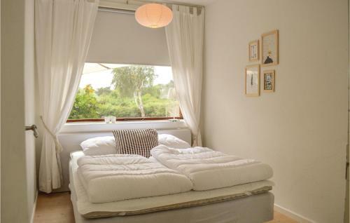 Three-bedroom Holiday Home In Grasted