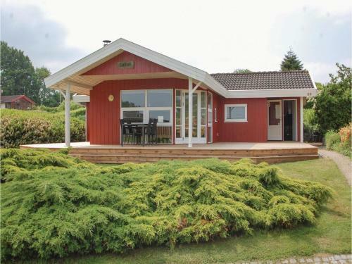 Three-bedroom Holiday Home In Hejls