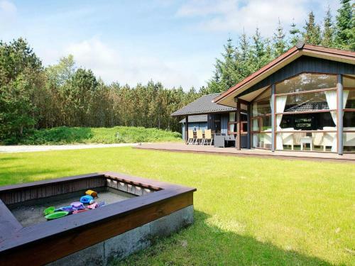 Holiday Home M�gevej V