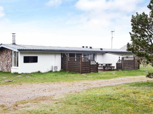 Holiday Home Lakolk