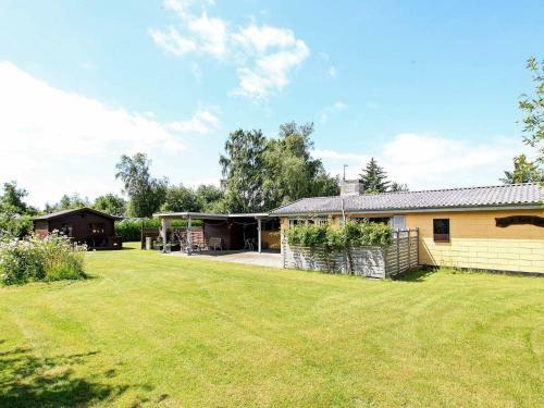 Three-bedroom Holiday Home In Nakskov
