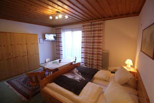 Hostal Pension Hubertushof Beim R�merbad