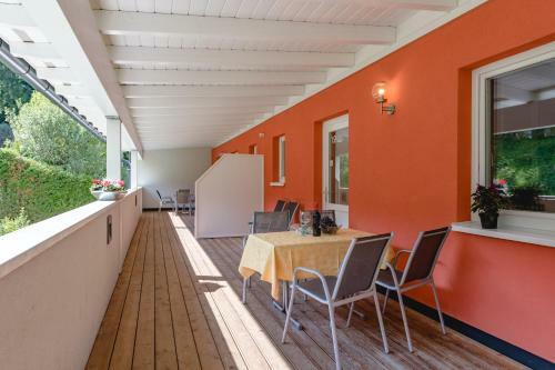 Apartamento Ferienh�user Tr�ster