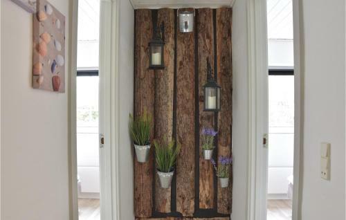 Six-bedroom Holiday Home In Ulfborg 4