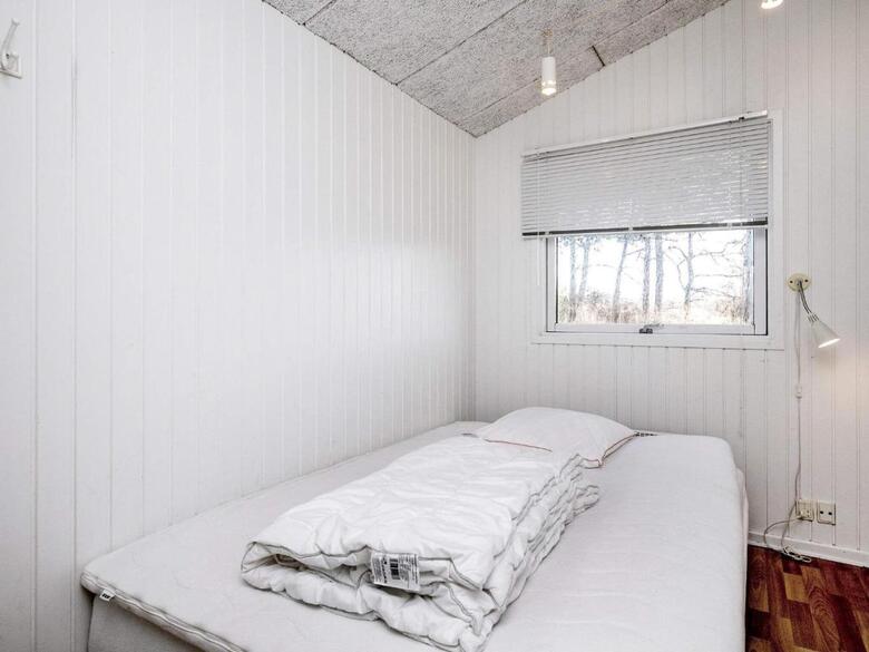 Six-bedroom Holiday Home In Humble