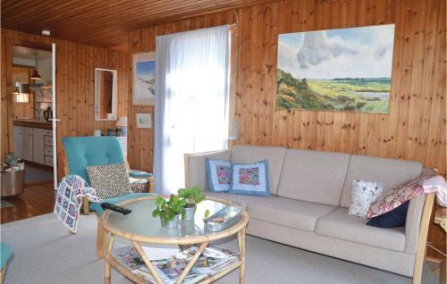 Three-bedroom Holiday Home In Oksbol