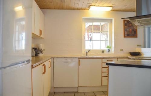 Five-bedroom Holiday Home In Ringkobing