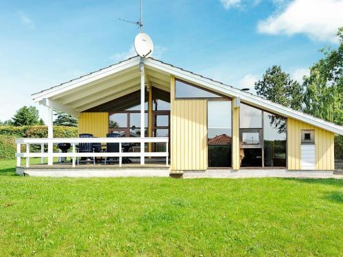 Three-bedroom Holiday Home In Juelsminde 17