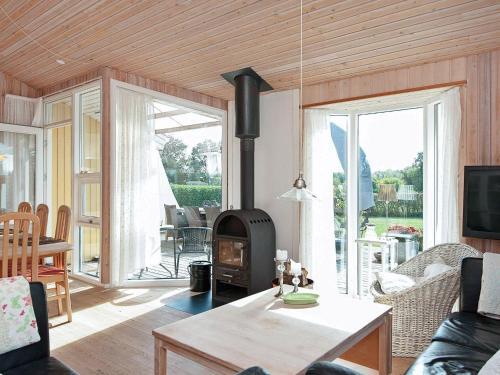 Two-bedroom Holiday Home In �rsted 5