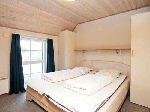 Four-bedroom Holiday Home In Ringk�bing 6