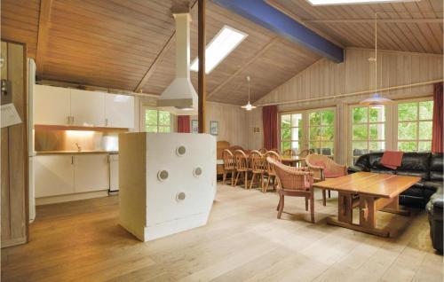 Holiday Home Femleddet