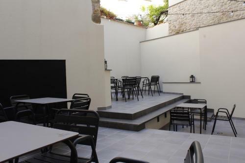 Hotel Hostal Universitat