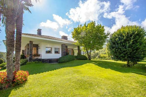 Villa Hostola