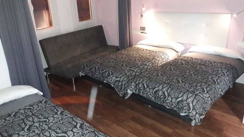 Hostal My Room Monzon
