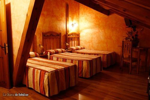 Hotel La Charca Hoces Del Duraton