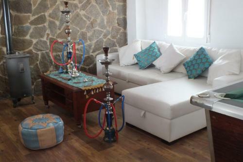 Hostal Pensi�n Isla - Couples Only