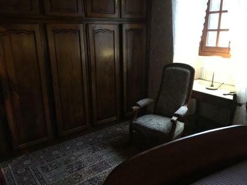 Au Pied Du Chateau