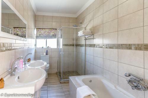 Hostal De Herberg Lodge