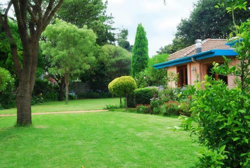 Hostal Chez Nous Bed And Breakfast & Self Catering