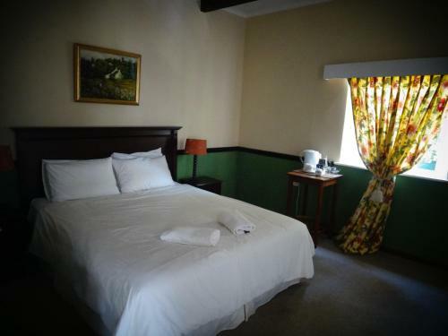 Hostal The Historic Pig And Whistle Inn