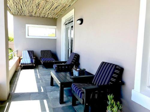 Hostal Moonstruck On Pringle Bay Guesthouse