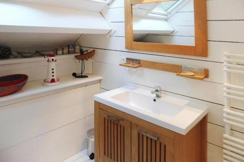 Holiday Home Carnac - Bre04347-f