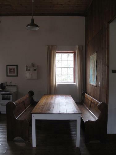 Hostal The Old School House