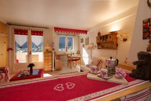 Chamonix Apartment Sleeps 2