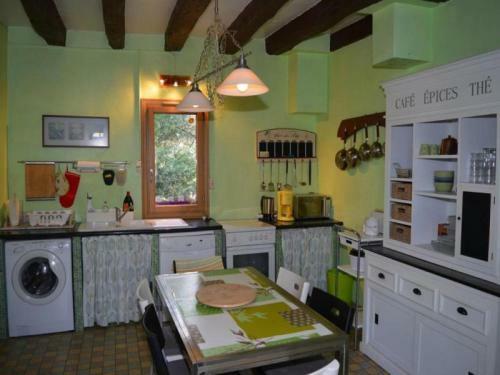 House Le Petit Arr�t 2