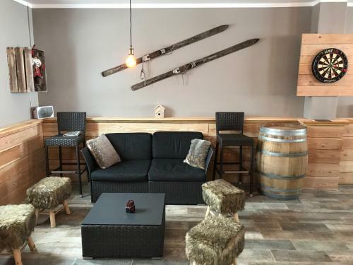 Hotel Chalet Sainte Anne/ La Pourvoirie