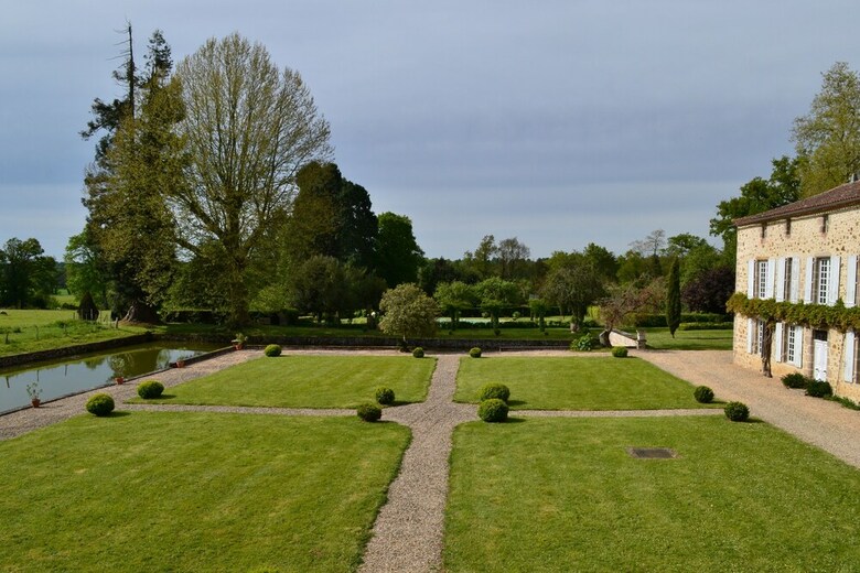 Bed & Breakfast Domaine De La Partoucie