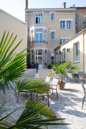 Bed & Breakfast La Cave De L'avenue De Champagne