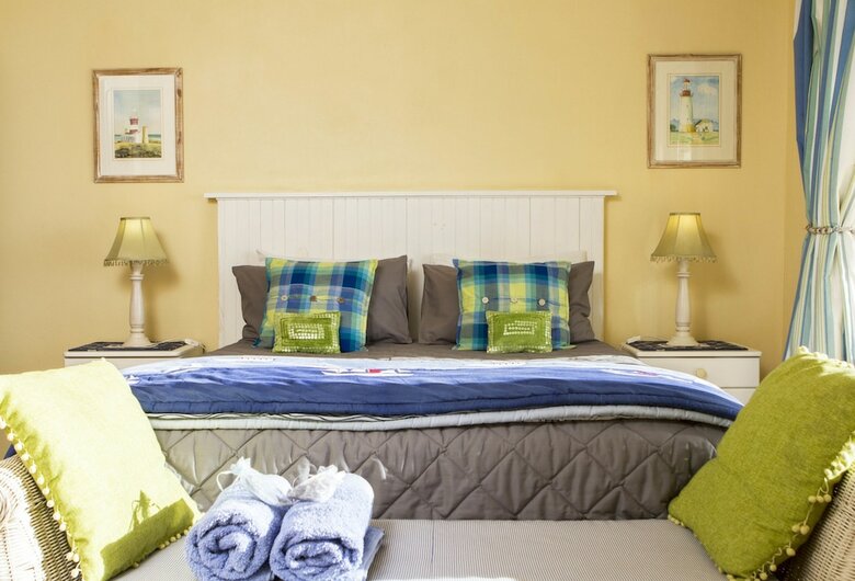 Hostal Albatross Guest House